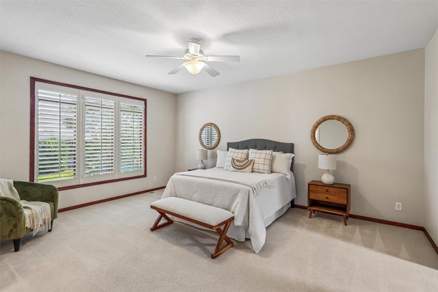 3615 152nd Street, Urbandale, IA 50323