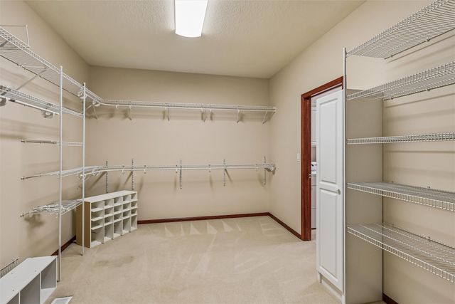 3615 152nd Street, Urbandale, IA 50323