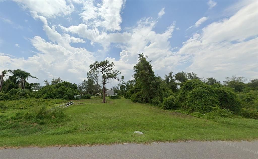 Image 2 of property listing at 167 HILBISH DRIVE, Punta Gorda, FL 33982