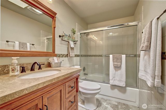 2000 212th Place SW, Brier, WA 98036