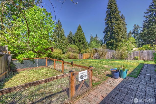 2000 212th Place SW, Brier, WA 98036