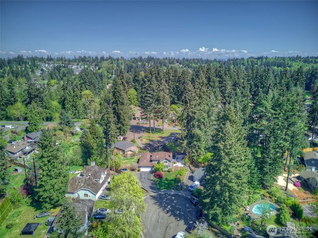 2000 212th Place SW, Brier, WA 98036