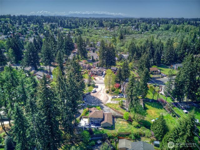 2000 212th Place SW, Brier, WA 98036