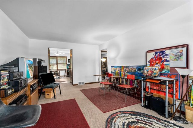 527-531 Prairie Street, Hinckley, IL 60520