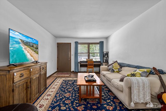 527-531 Prairie Street, Hinckley, IL 60520