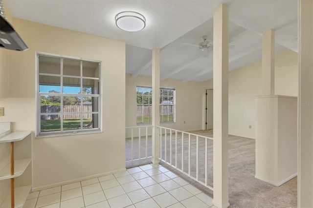 4223 OAKHURST CIRCLE E 3025, Sarasota, FL 34233