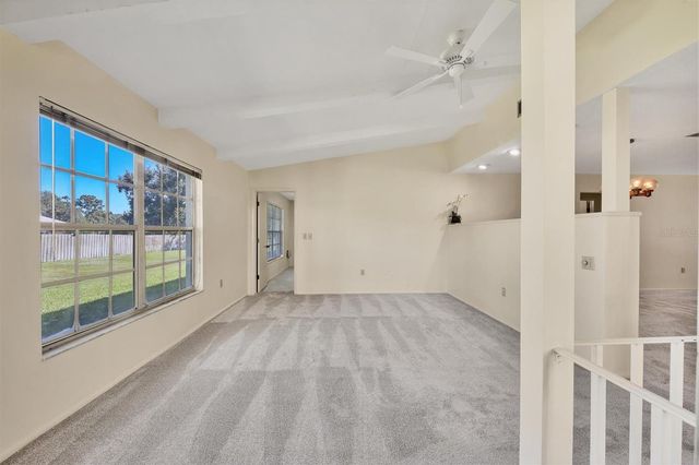 4223 OAKHURST CIRCLE E 3025, Sarasota, FL 34233