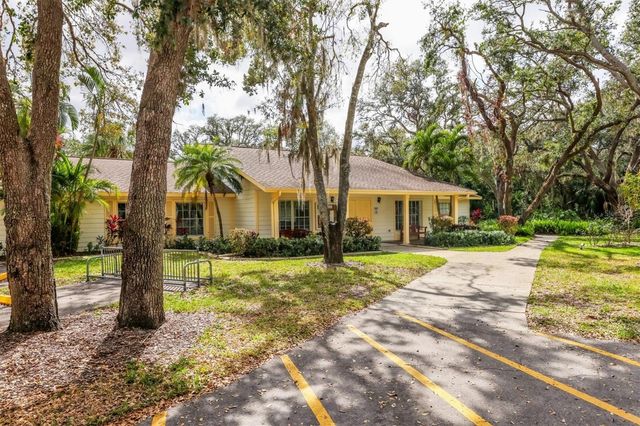 4223 OAKHURST CIRCLE E 3025, Sarasota, FL 34233