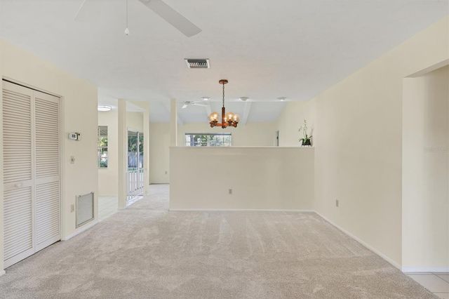 4223 OAKHURST CIRCLE E 3025, Sarasota, FL 34233