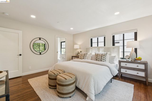 5739 Presley Way, Oakland, CA 94618