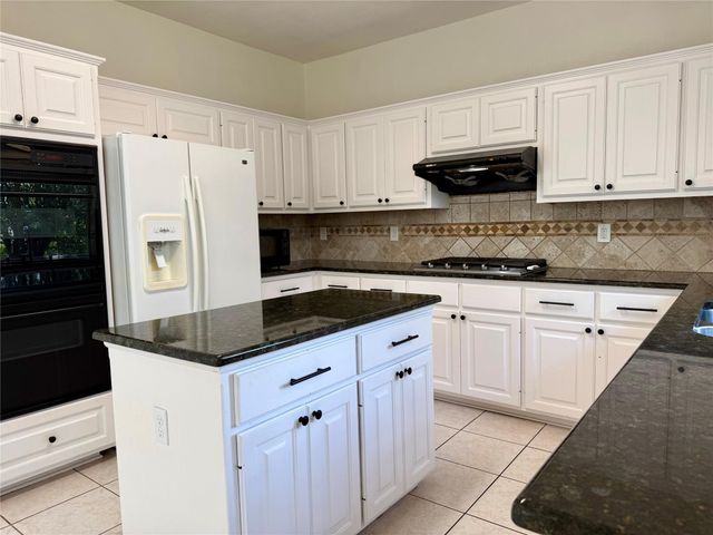 11112 Marden LN, Austin, TX 78739