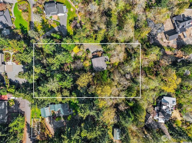 15335 Sunrise Drive NE, Bainbridge Island, WA 98110