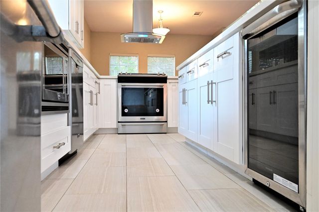 2339 Bent River Drive, Sugar Land, TX 77479