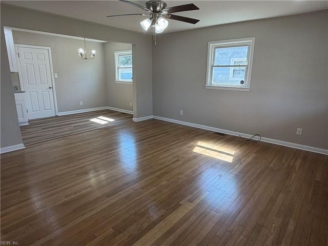 109 Woodstock ST, Portsmouth, VA 23701