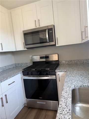 109 Woodstock ST, Portsmouth, VA 23701