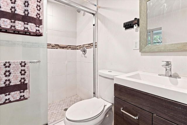 20340 NW 42nd Avenue, Miami Gardens, FL 33055
