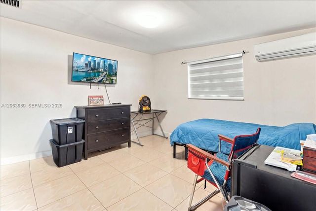 20340 NW 42nd Avenue, Miami Gardens, FL 33055