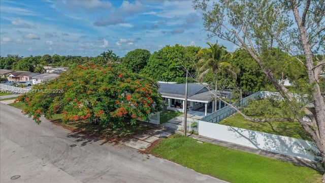 20340 NW 42nd Avenue, Miami Gardens, FL 33055