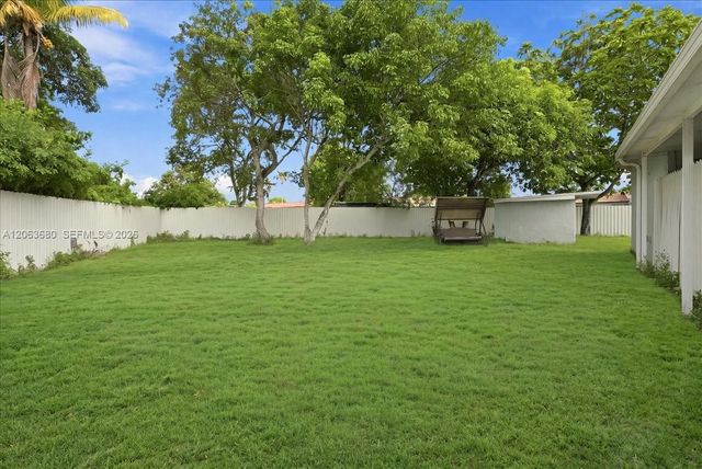 20340 NW 42nd Avenue, Miami Gardens, FL 33055