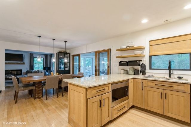 3506 W Oakhill Drive, Crete, IL 60417