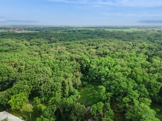 3506 W Oakhill Drive, Crete, IL 60417