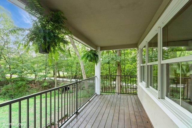 3506 W Oakhill Drive, Crete, IL 60417