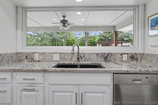 12440 E 132nd Street S, Broken Arrow, OK 74011