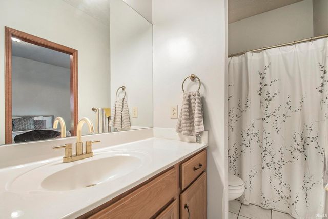 26252 Woodsong Court, South Bend, IN 46628