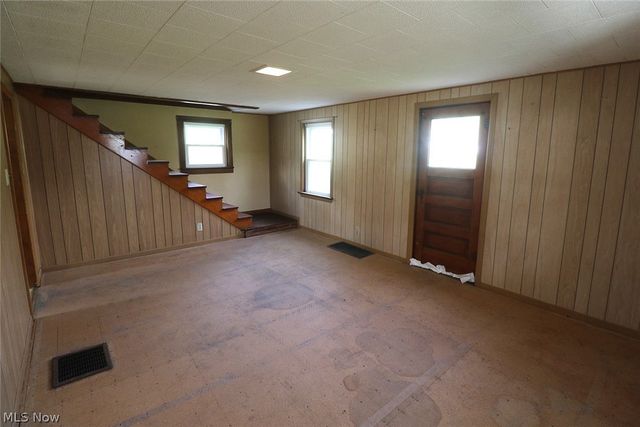 1041 County Road 14, Rayland, OH 43943