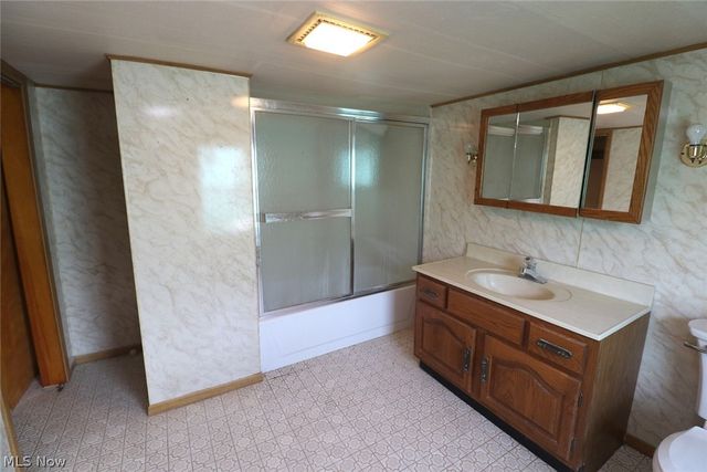 1041 County Road 14, Rayland, OH 43943
