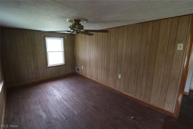1041 County Road 14, Rayland, OH 43943