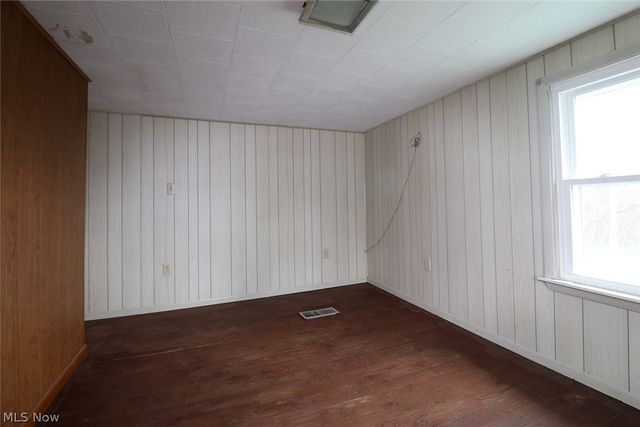 1041 County Road 14, Rayland, OH 43943