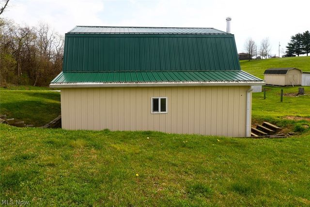 1041 County Road 14, Rayland, OH 43943