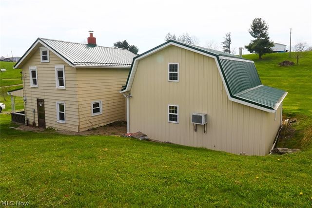 1041 County Road 14, Rayland, OH 43943