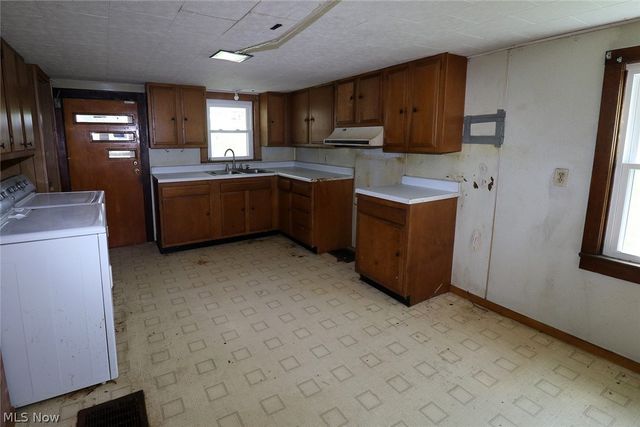 1041 County Road 14, Rayland, OH 43943