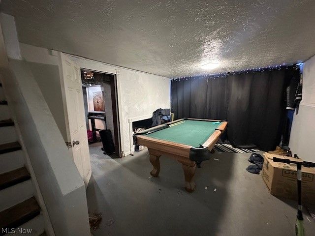 1011 Yellowstone Road, Cleveland Heights, OH 44121