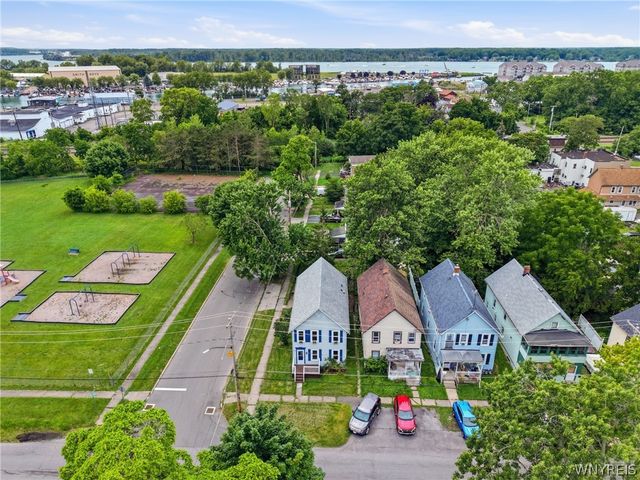 38 Carruthers Place, North Tonawanda, NY 14120