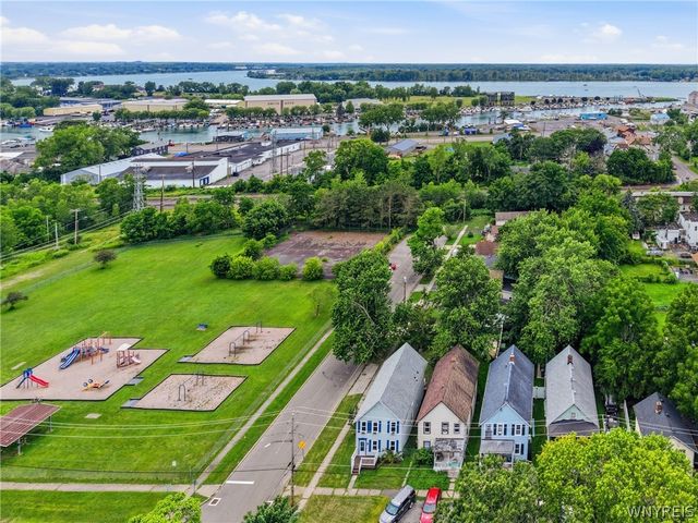 38 Carruthers Place, North Tonawanda, NY 14120