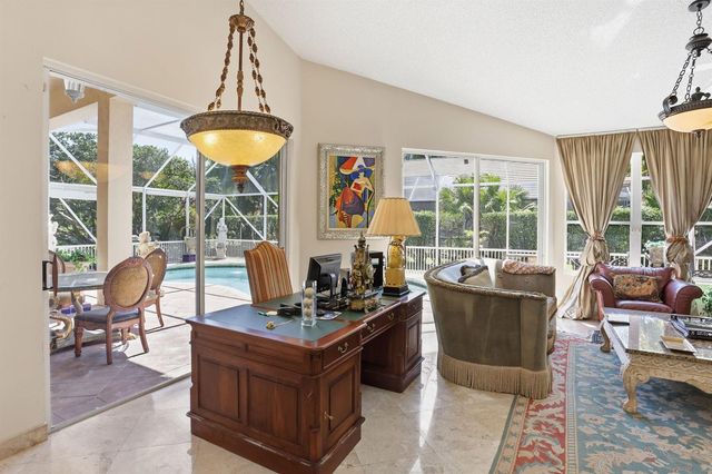 7821 Dorchester Road, Boynton Beach, FL 33472