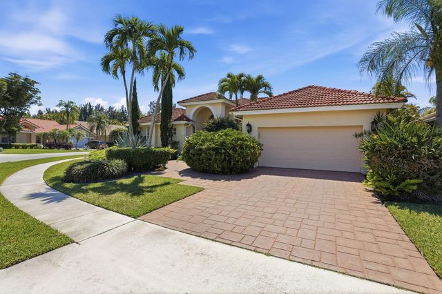 7821 Dorchester Road, Boynton Beach, FL 33472