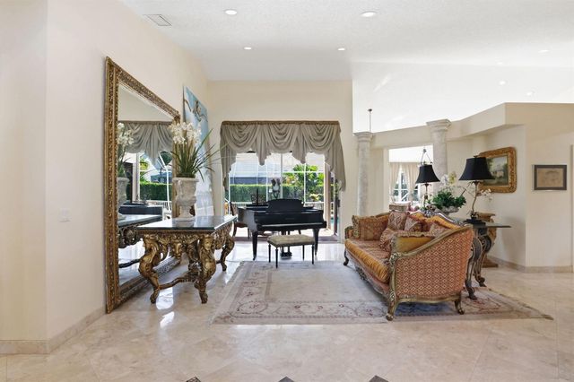 7821 Dorchester Road, Boynton Beach, FL 33472