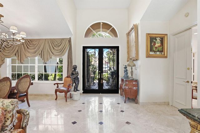 7821 Dorchester Road, Boynton Beach, FL 33472