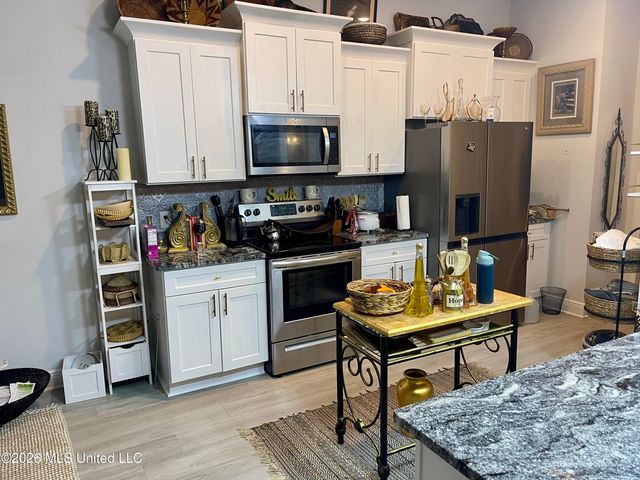 6214 Saphire Lane, Biloxi, MS 39532