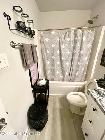 6214 Saphire Lane, Biloxi, MS 39532