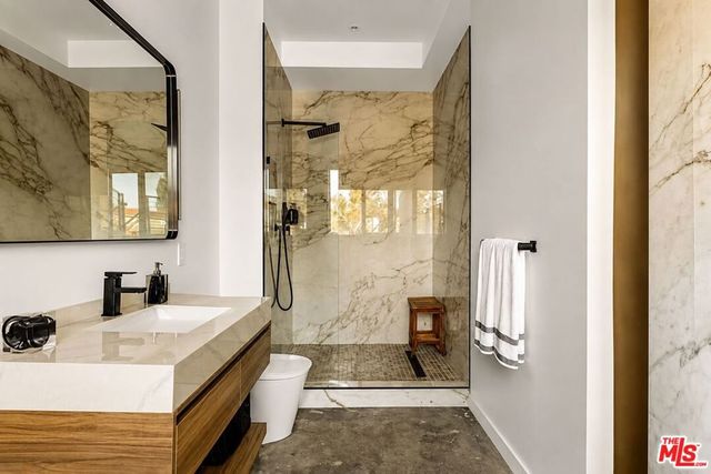 5904 Kanan Dume Road, Malibu, CA 90265