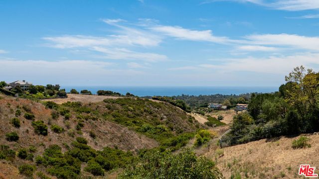 5904 Kanan Dume Road, Malibu, CA 90265