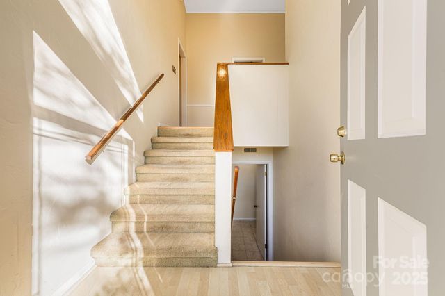 31 Covewood Road, Asheville, NC 28805