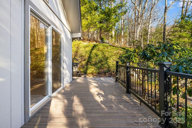 31 Covewood Road, Asheville, NC 28805