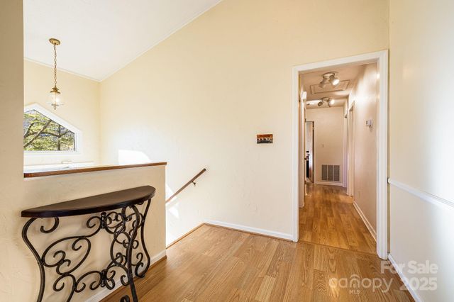 31 Covewood Road, Asheville, NC 28805