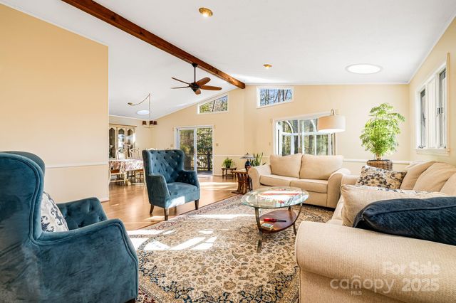 31 Covewood Road, Asheville, NC 28805